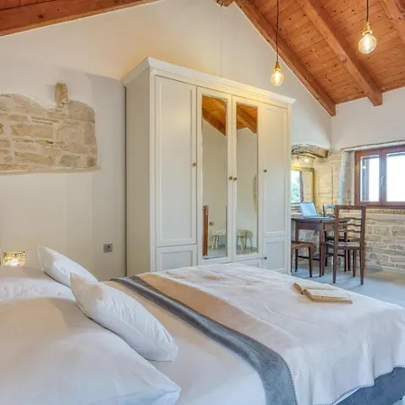 House Ante 3* Žminj
